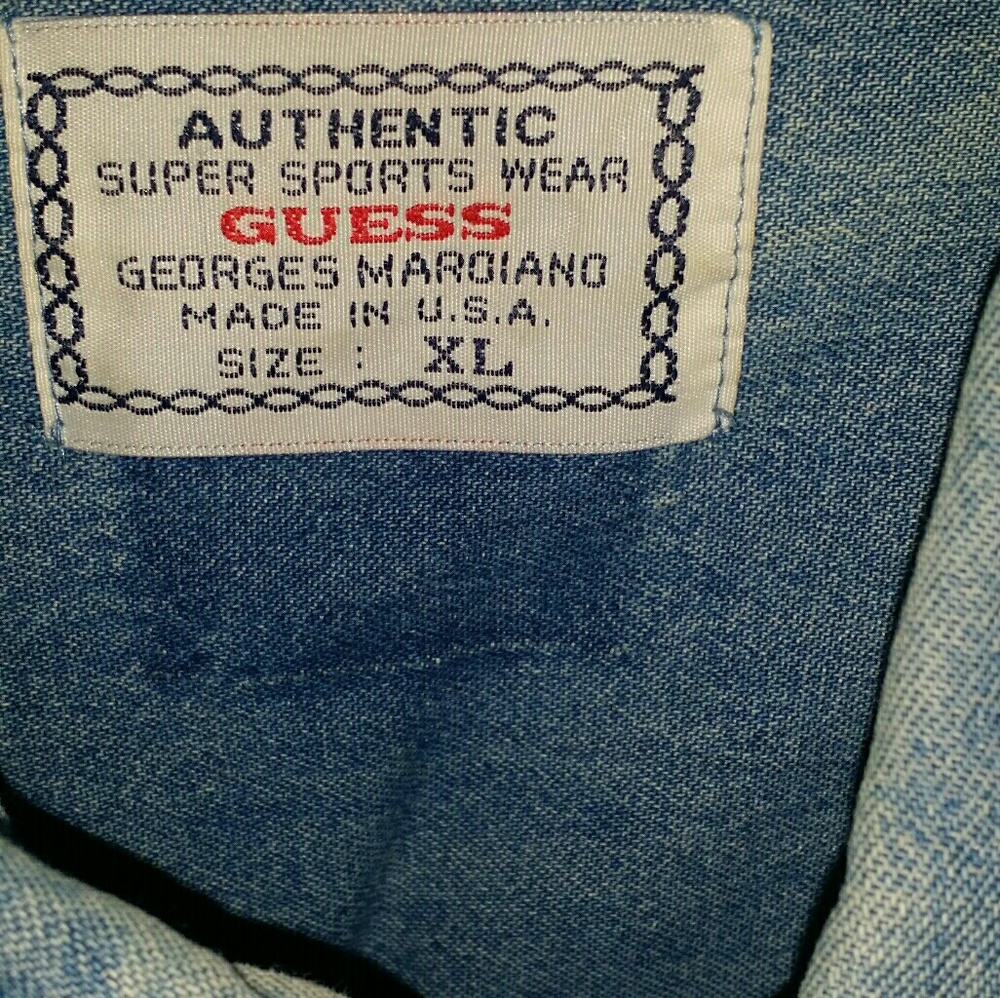 Mens Guess causal jean style button down shirt